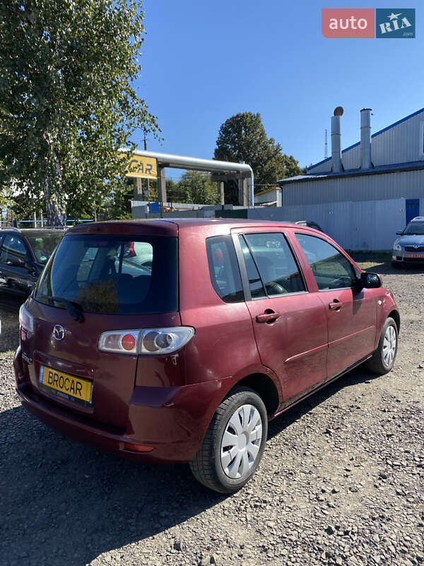 Хэтчбек Mazda 2 2007 в Луцке