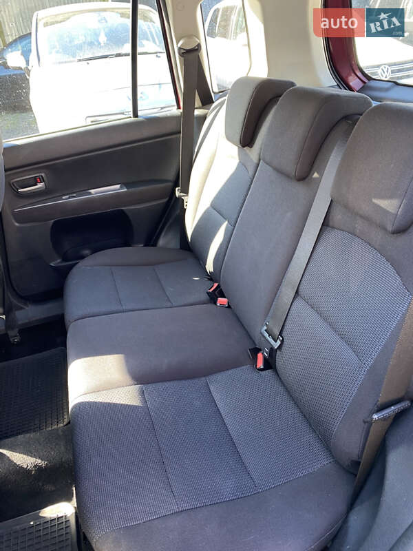 Хэтчбек Mazda 2 2007 в Луцке