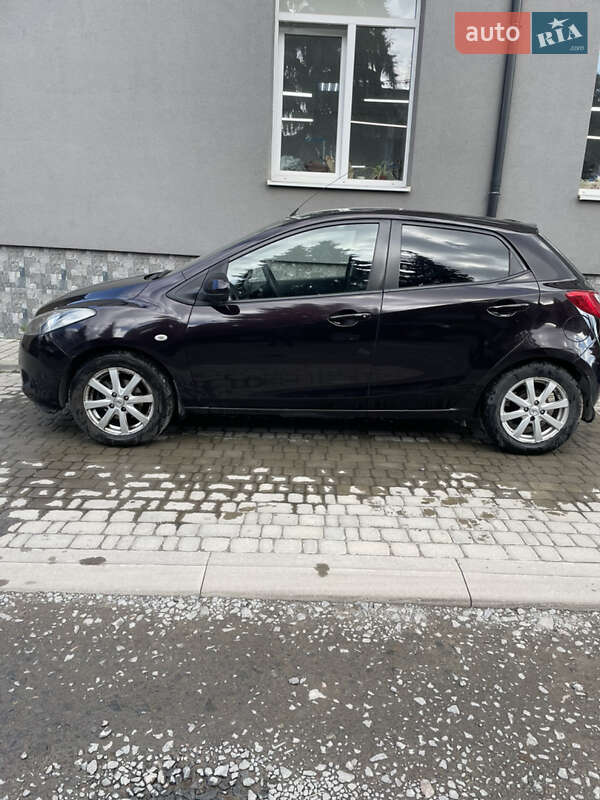 Хетчбек Mazda 2 2009 в Львові