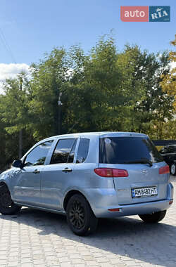 Хэтчбек Mazda 2 2004 в Жмеринке