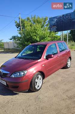 Хэтчбек Mazda 2 2005 в 