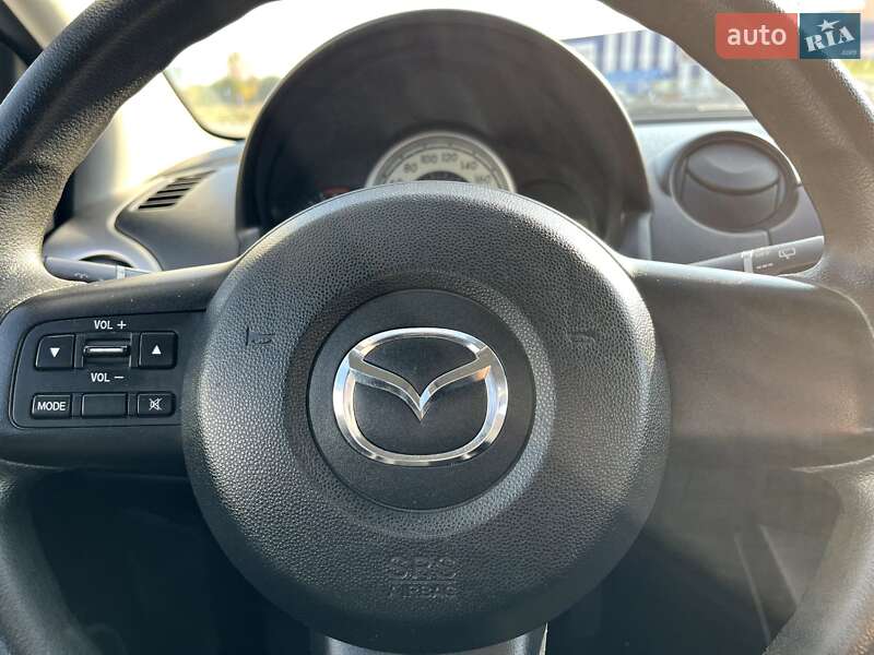 Хетчбек Mazda 2 2009 в Славуті фото 33 Хетчбек Mazda 2 2009 в Славуті