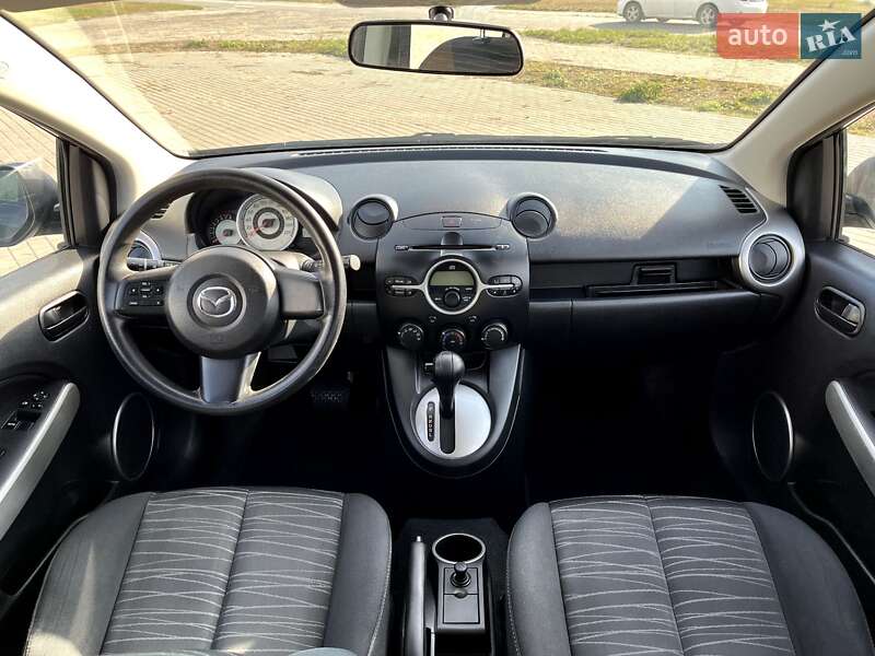 Хетчбек Mazda 2 2009 в Славуті фото 43 Хетчбек Mazda 2 2009 в Славуті