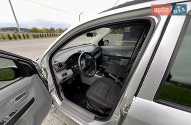 Хэтчбек Mazda 2 2004 в Золочеве