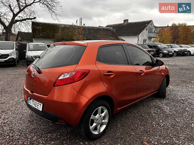Хэтчбек Mazda 2 2008 в Кременце