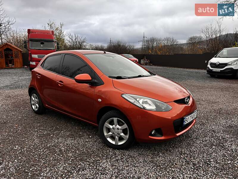 Хэтчбек Mazda 2 2008 в Кременце