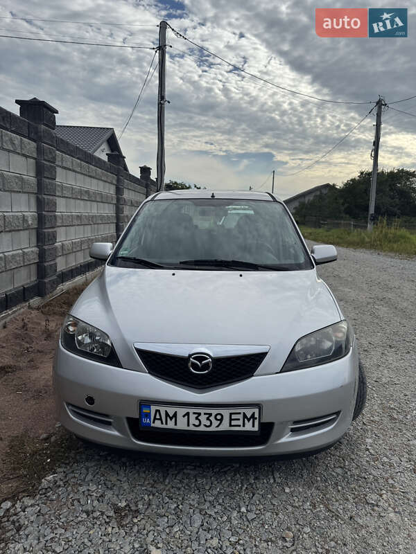 Хетчбек Mazda 2 2006 в Житомирі фото Хетчбек Mazda 2 2006 в Житомирі