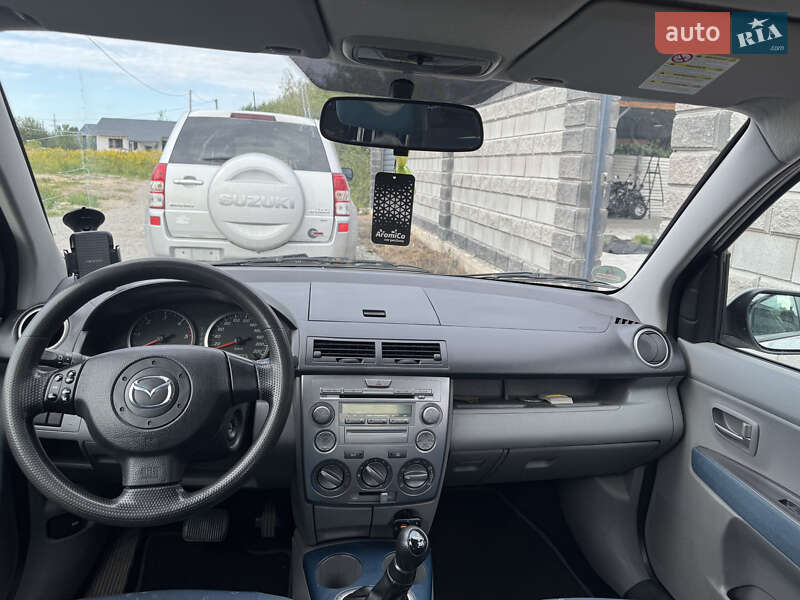 Хетчбек Mazda 2 2006 в Житомирі фото 9 Хетчбек Mazda 2 2006 в Житомирі