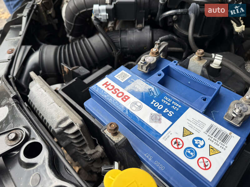 Хетчбек Mazda 2 2004 в Рівному фото 37 Хетчбек Mazda 2 2004 в Рівному