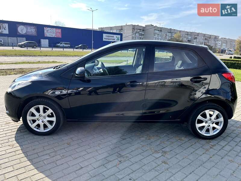 Хэтчбек Mazda 2 2009 в Славуте