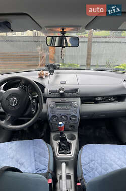 Хэтчбек Mazda 2 2005 в Верховине