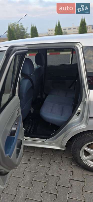 Хэтчбек Mazda 2 2005 в Черновцах