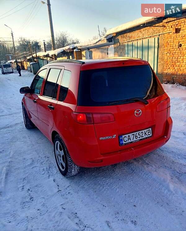 Хетчбек Mazda 2 2004 в Умані