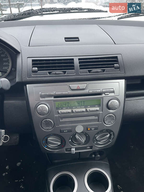 Хетчбек Mazda 2 2006 в Львові фото 28 Хетчбек Mazda 2 2006 в Львові