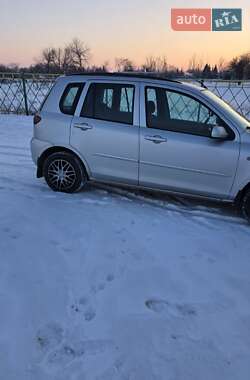 Хэтчбек Mazda 2 2003 в Терновке