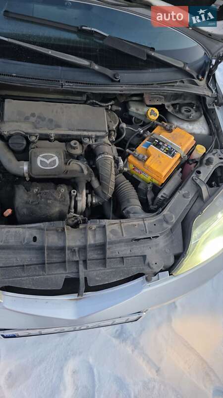 Хэтчбек Mazda 2 2003 в Терновке