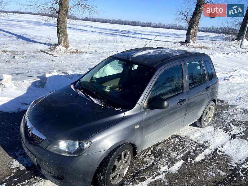 Хетчбек Mazda 2 2004 в Києві
