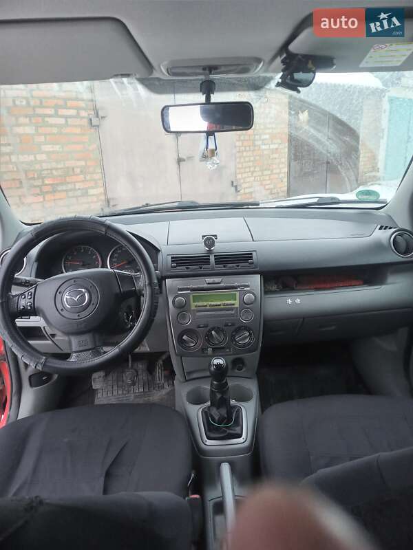 Хетчбек Mazda 2 2004 в Умані