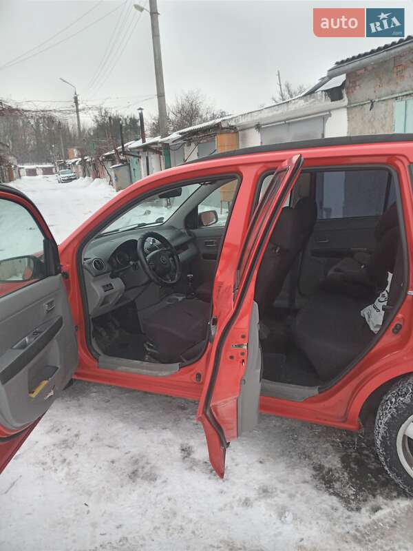 Хетчбек Mazda 2 2004 в Умані