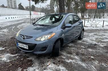 Хэтчбек Mazda 2 2013 в Киеве