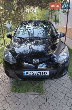 Хэтчбек Mazda 2 2008 в Добрянском