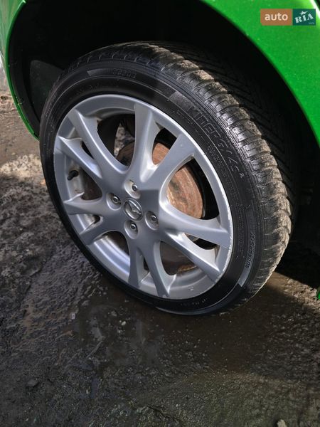 Хетчбек Mazda 2 2009 в Луцьку