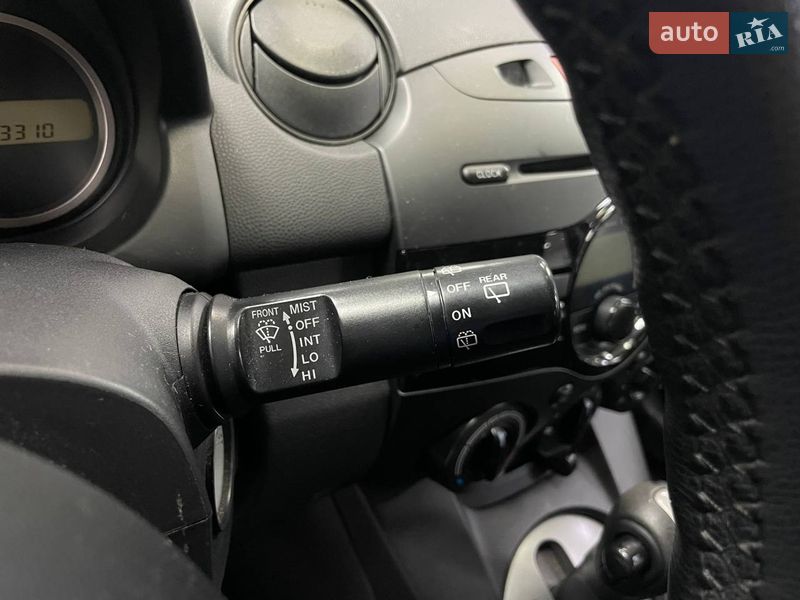 Хэтчбек Mazda 2 2013 в Киеве