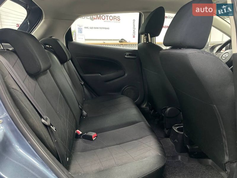 Хэтчбек Mazda 2 2013 в Киеве