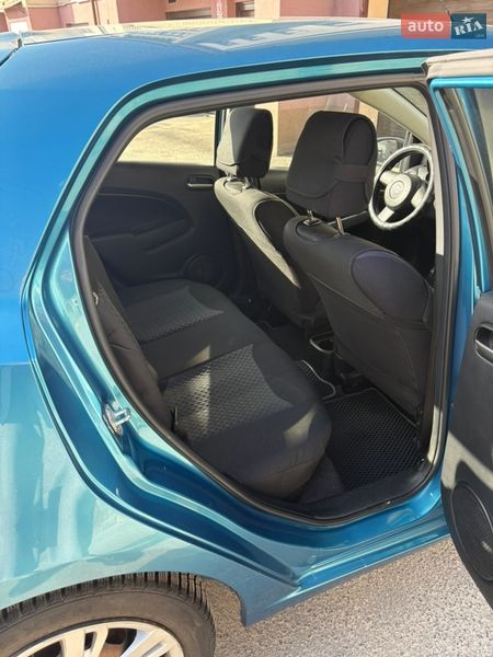 Хэтчбек Mazda 2 2012 в Львове