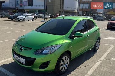 Хэтчбек Mazda 2 2010 в Киеве
