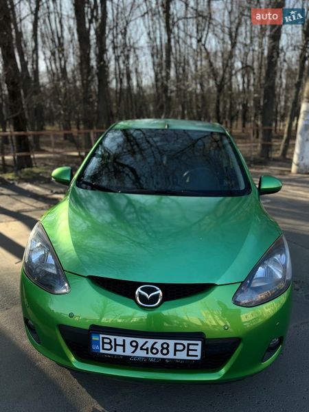 Хэтчбек Mazda 2 2008 в Одессе