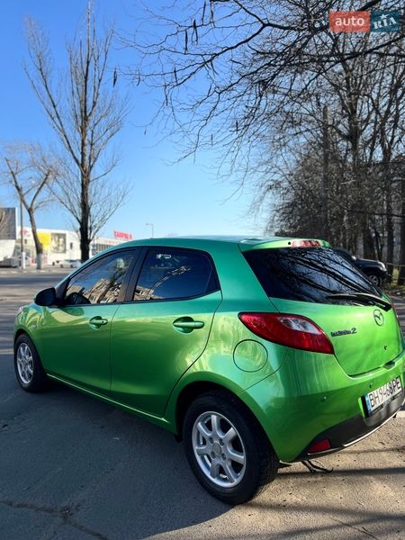 Хэтчбек Mazda 2 2008 в Одессе