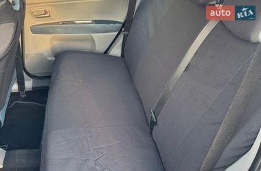 Хетчбек Mazda 2 2006 в Житомирі