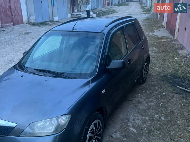 Хэтчбек Mazda 2 2004 в Ивано-Франковске