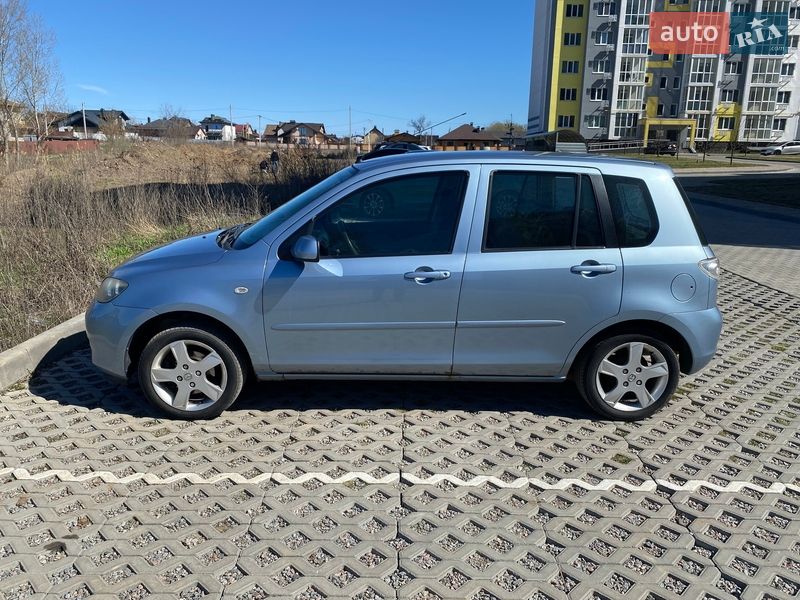 Хэтчбек Mazda 2 2007 в Полтаве
