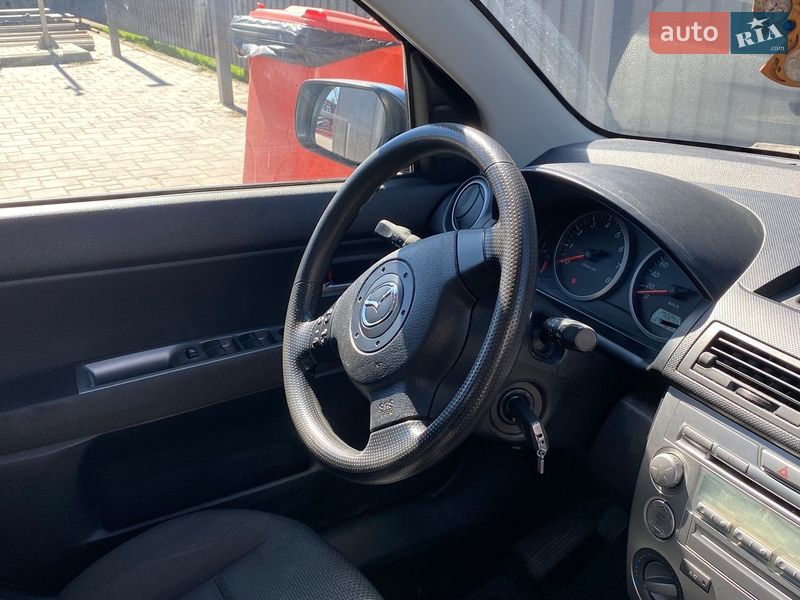 Хэтчбек Mazda 2 2007 в Полтаве