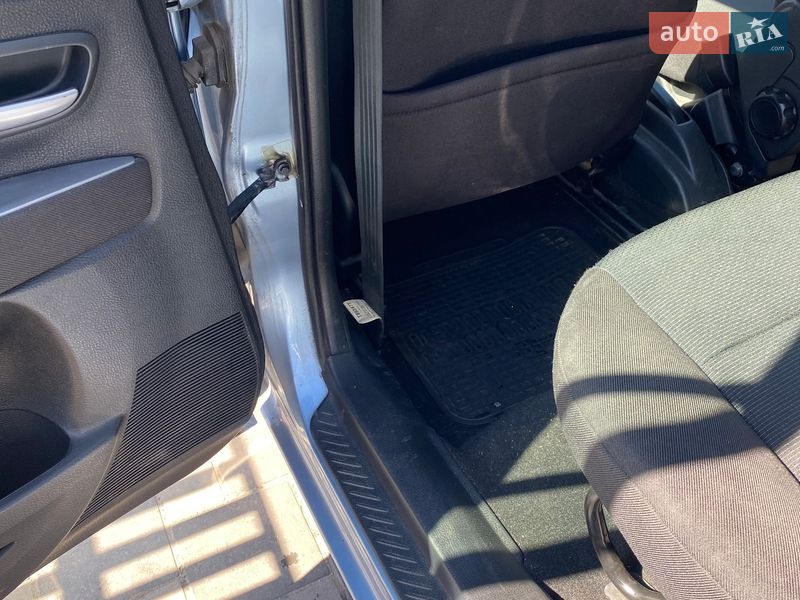 Хэтчбек Mazda 2 2007 в Полтаве