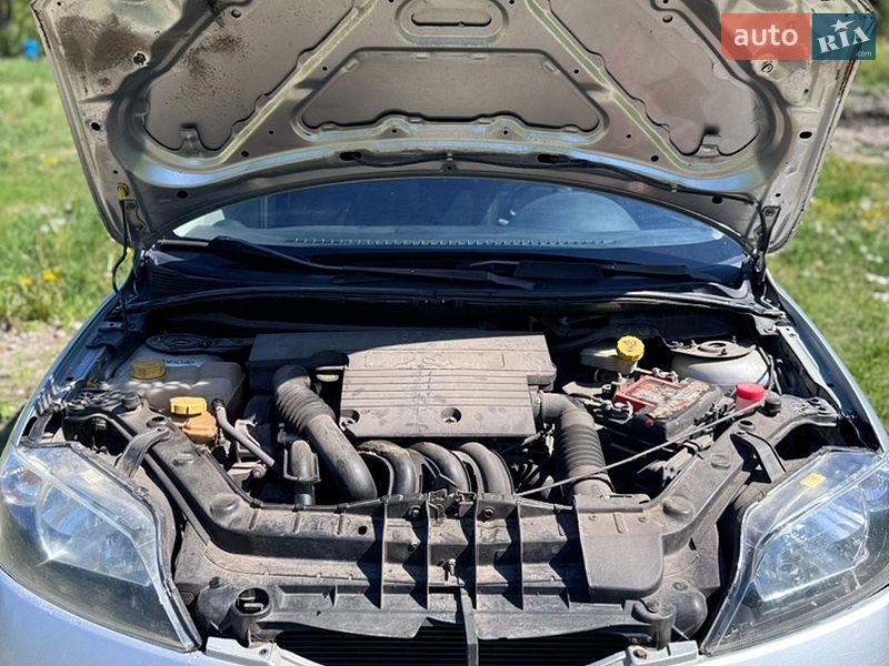 Хэтчбек Mazda 2 2004 в Золочеве