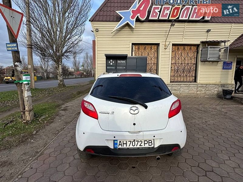 Mazda 2 2007