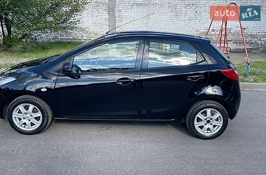 Хэтчбек Mazda 2 2008 в Днепре