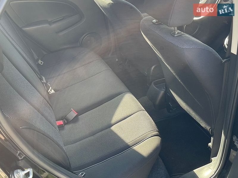 Хэтчбек Mazda 2 2008 в Днепре