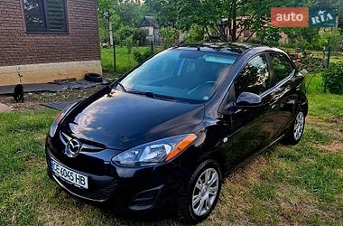 Хэтчбек Mazda 2 2014 в Черновцах