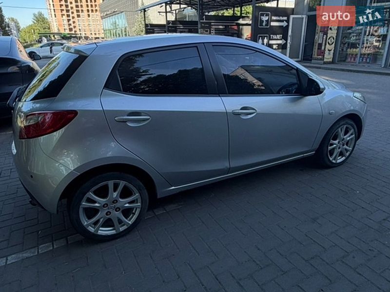 Хетчбек Mazda 2 2008 в Львові фото 4 Хетчбек Mazda 2 2008 в Львові