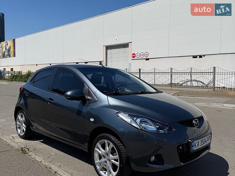 Хетчбек Mazda 2 2008 в Києві