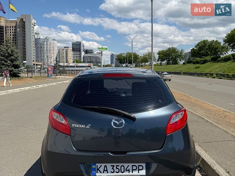 Хетчбек Mazda 2 2008 в Києві