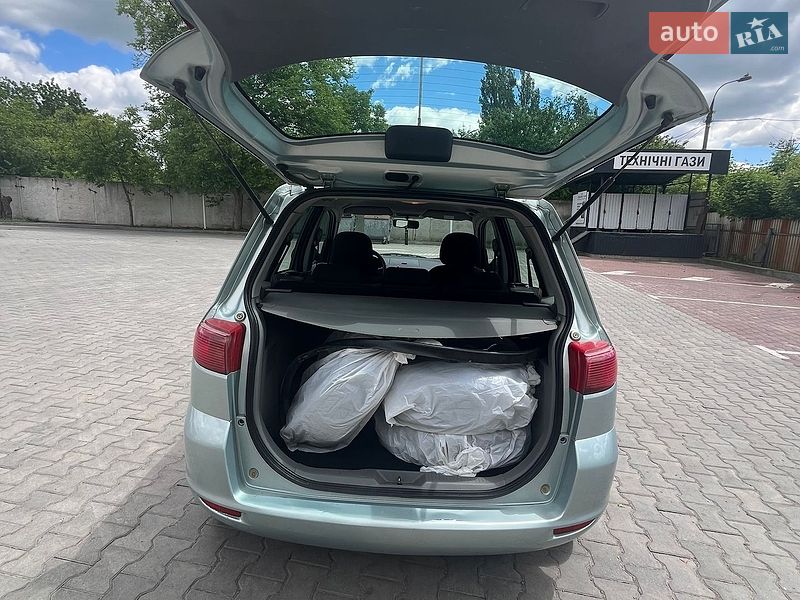 Хетчбек Mazda 2 2004 в Вінниці