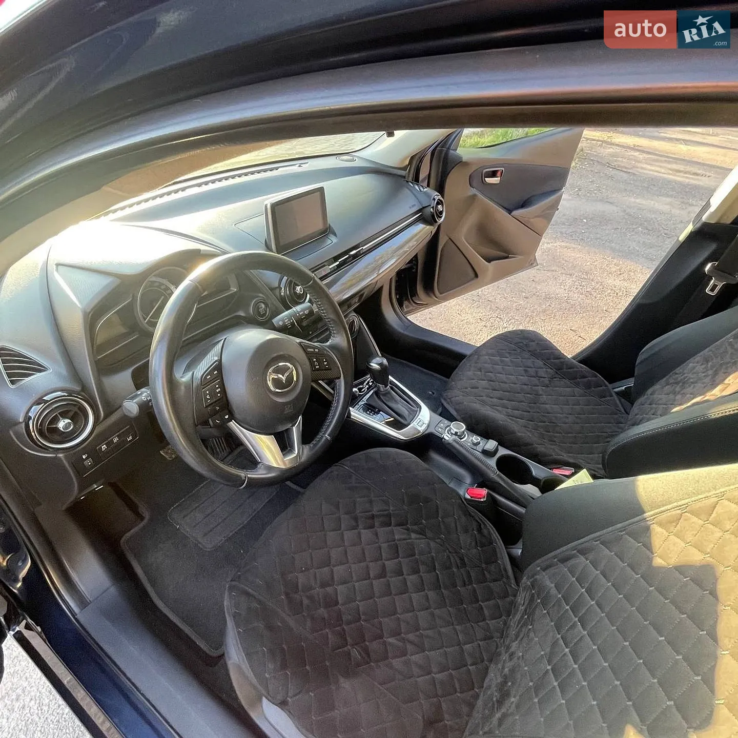 2015 Mazda 2 - мініатюра 7