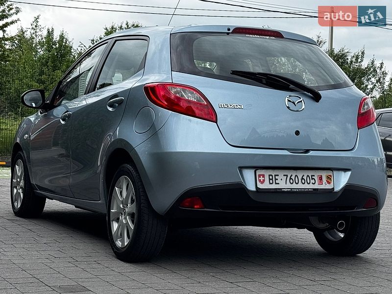 Mazda 2, фото з оголошення