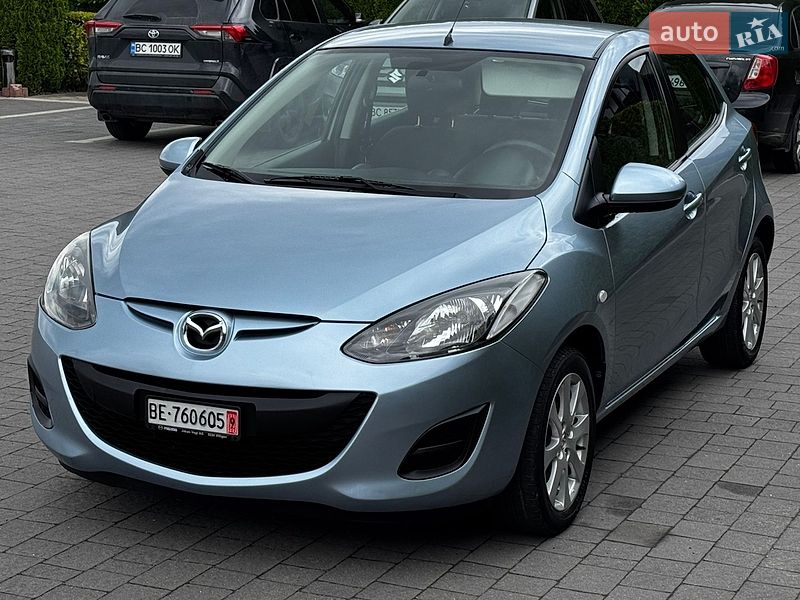 Хэтчбек Mazda 2 2012 в Стрые