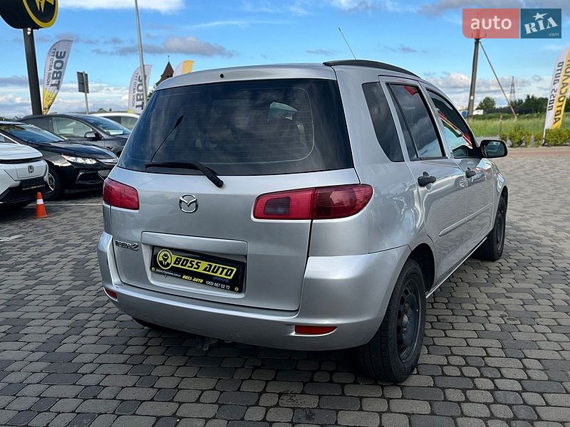 Хэтчбек Mazda 2 2004 в Мукачево